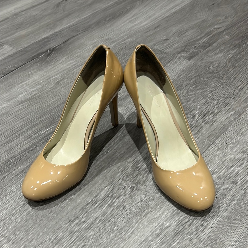 Patent Leather Tan Women's Pumps